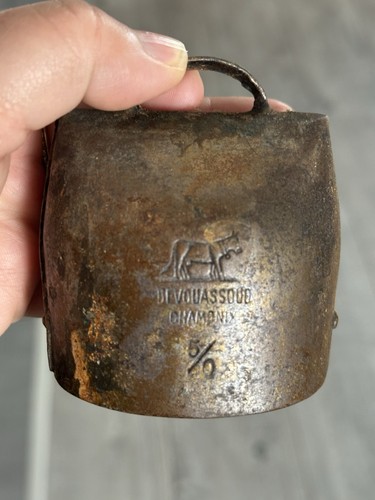 Ancienne cloche sonnaille - ancienne,