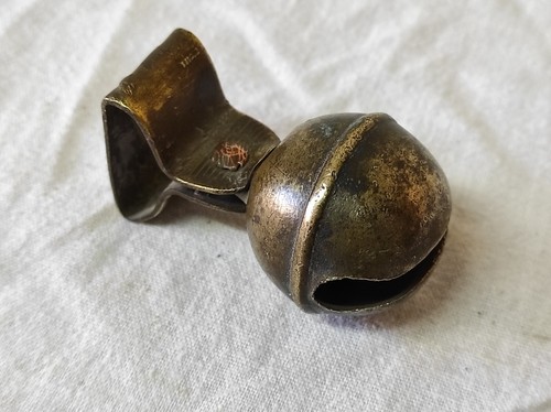 Ancien grelot sonnaille - ancien, grelot,